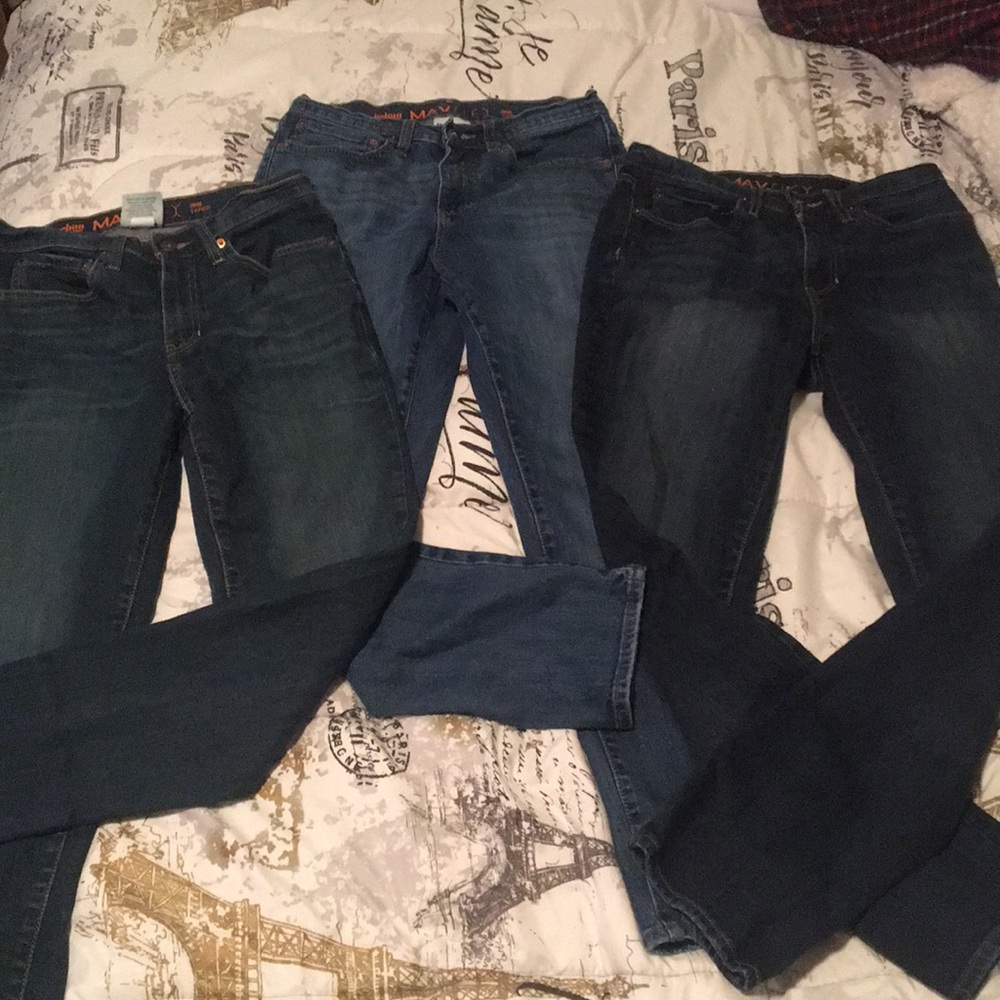 Three pair of men’s Urban Pipeline jeans!